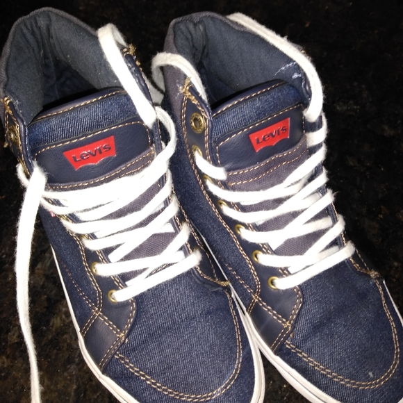 Levi High-Tops - Picture 1 of 6